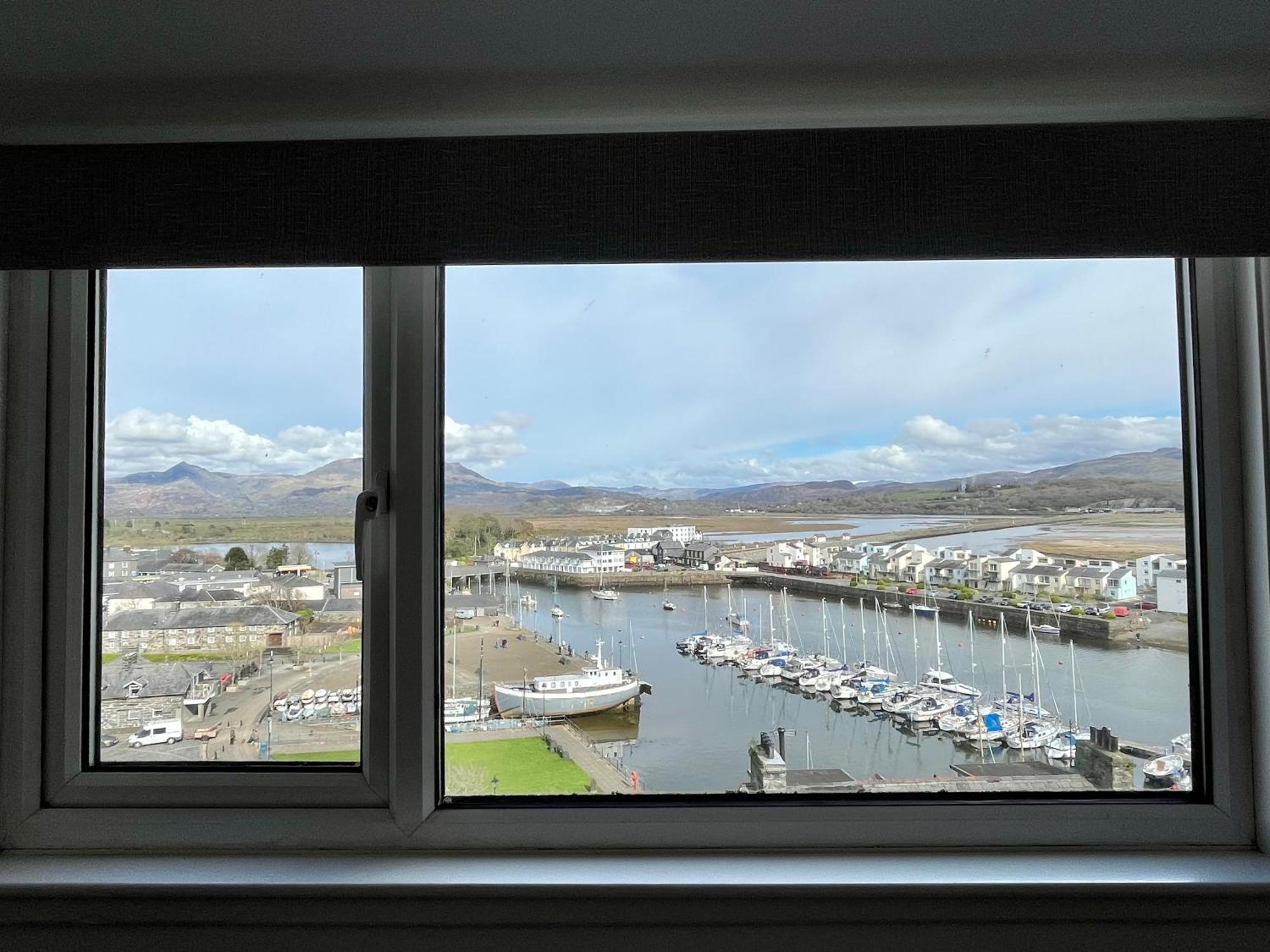 Harbour & Mountain Views, Porthmadog House, Sleeps 9, 4 Bedrooms, Two And Half Bathrooms Exterior foto