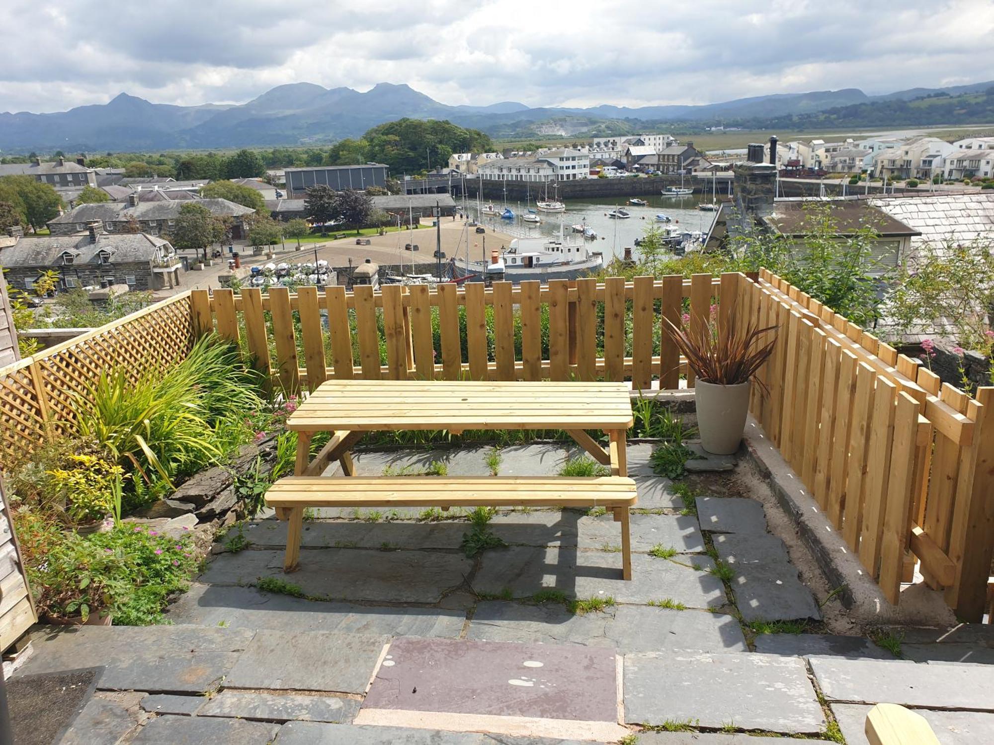 Harbour & Mountain Views, Porthmadog House, Sleeps 9, 4 Bedrooms, Two And Half Bathrooms Exterior foto